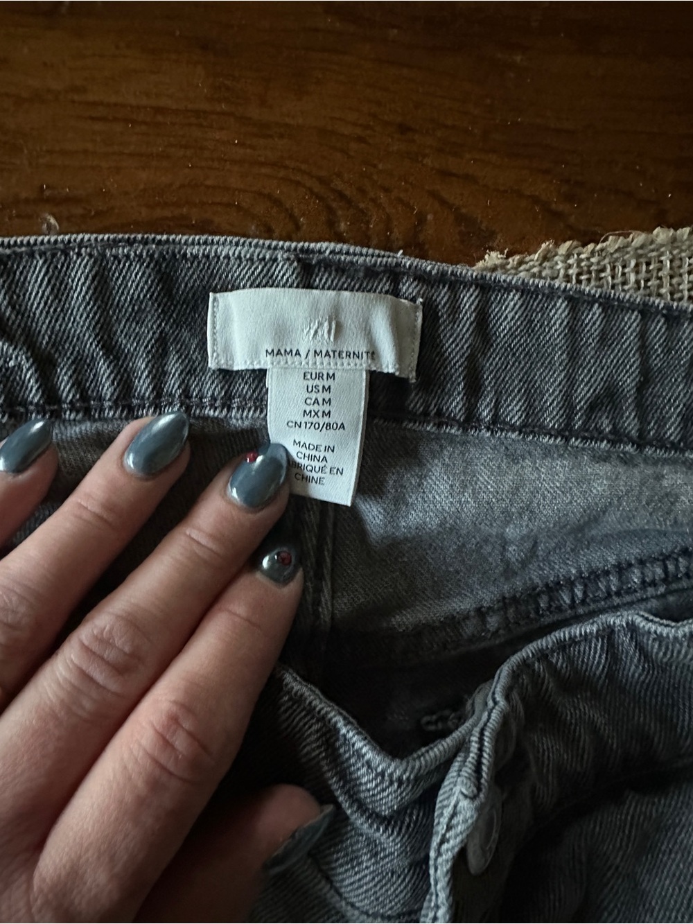 H&M “Mama Before & After” wide leg maternity jeans (lot of 3) - Picture 3 of 13